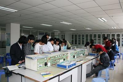 江西省于都科技學(xué)校2020年招生簡(jiǎn)章